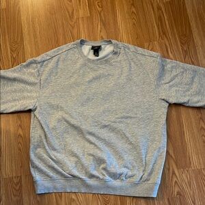 H&M Gray Crewneck Sweater with Ribbed Cuffs